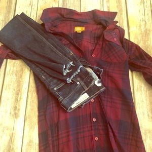 Cute boutique flannel shirt.